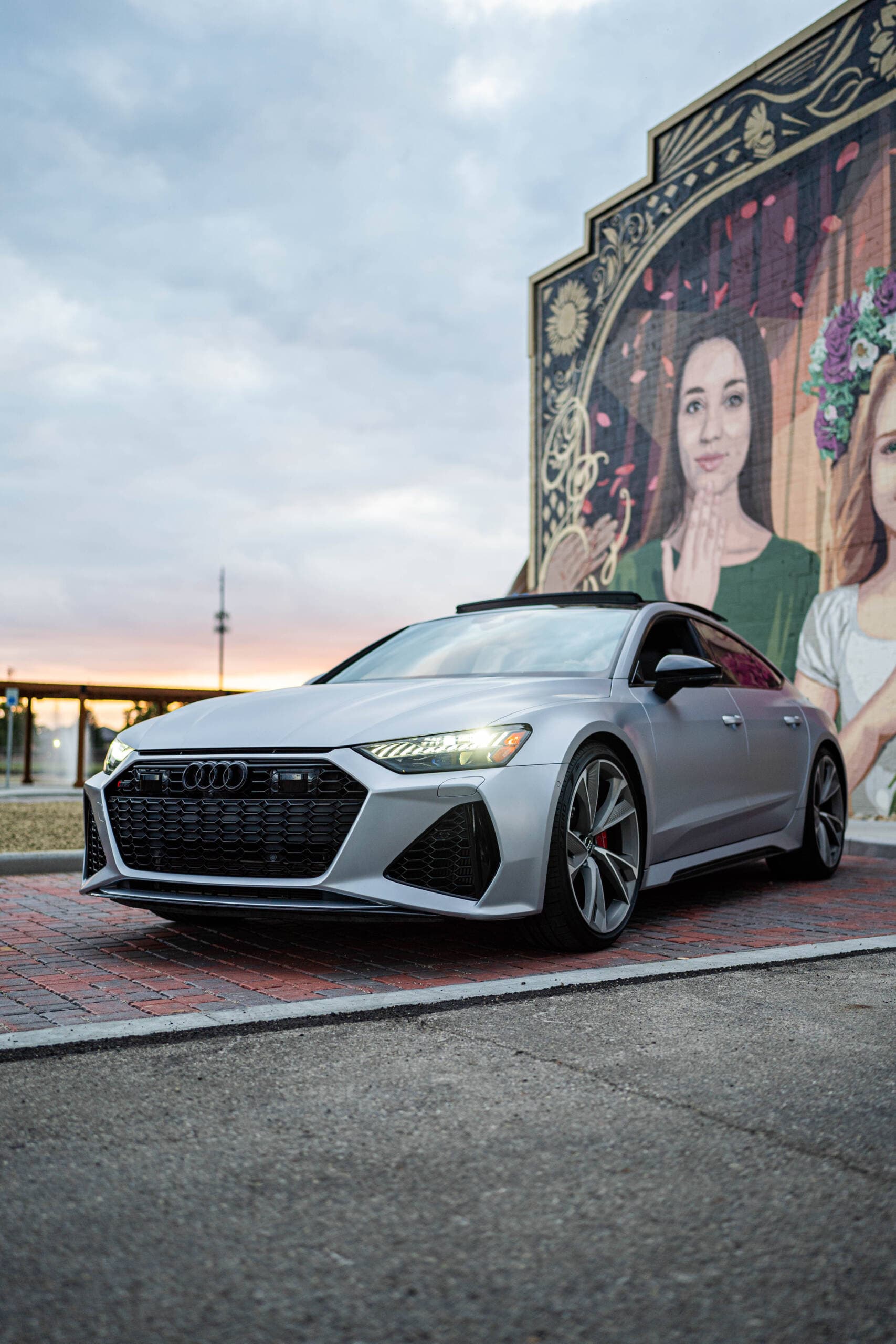 Audi RS7 — Luxury, Enhanced, photo 1