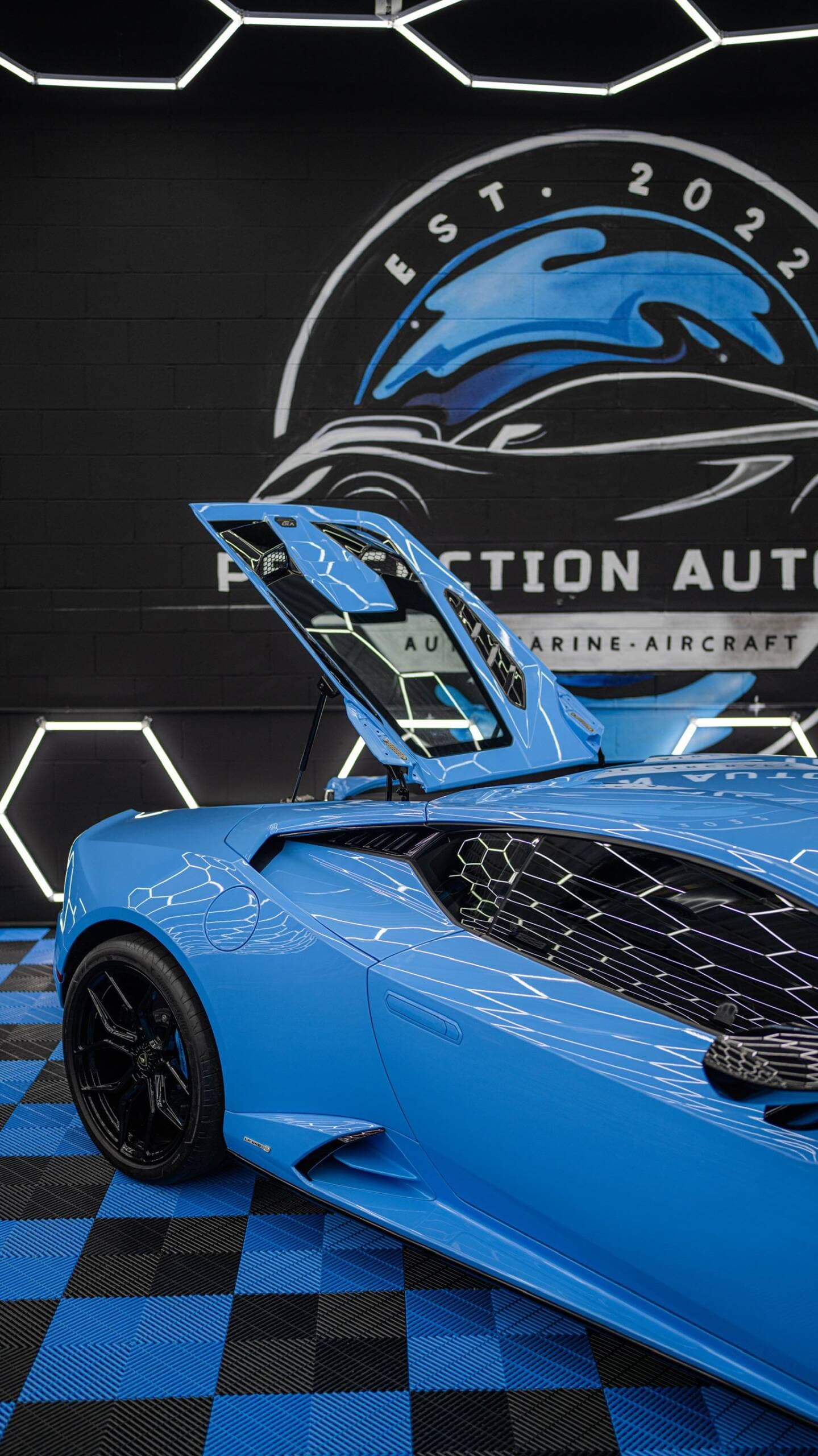 Lamborghini Huracan — Italian Precision, photo 2